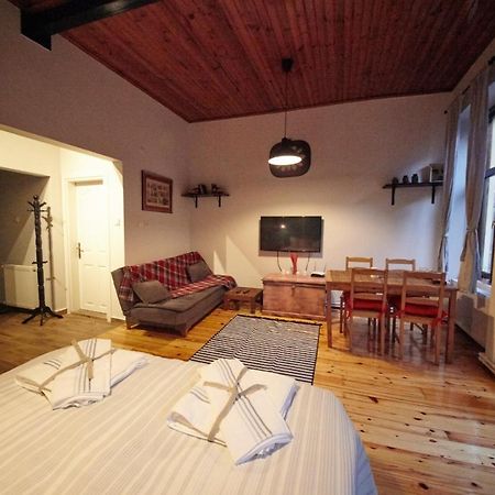 Studio At The Heart Of Taksim Leilighet Istanbul Eksteriør bilde