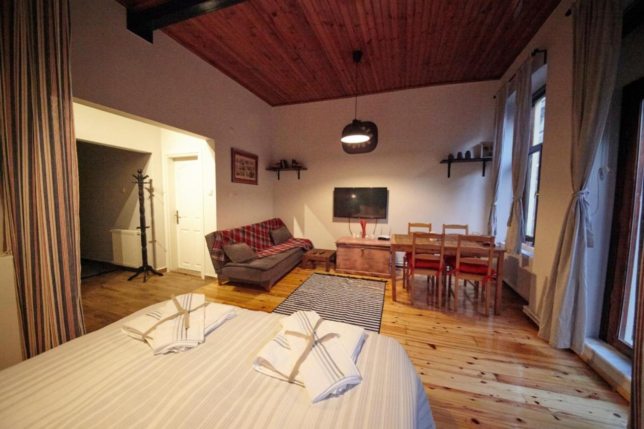 Studio At The Heart Of Taksim Leilighet Istanbul Eksteriør bilde